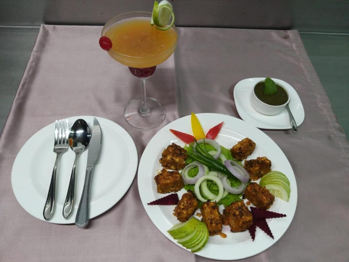 阿兹提酒店 古瓦哈提 外观 照片